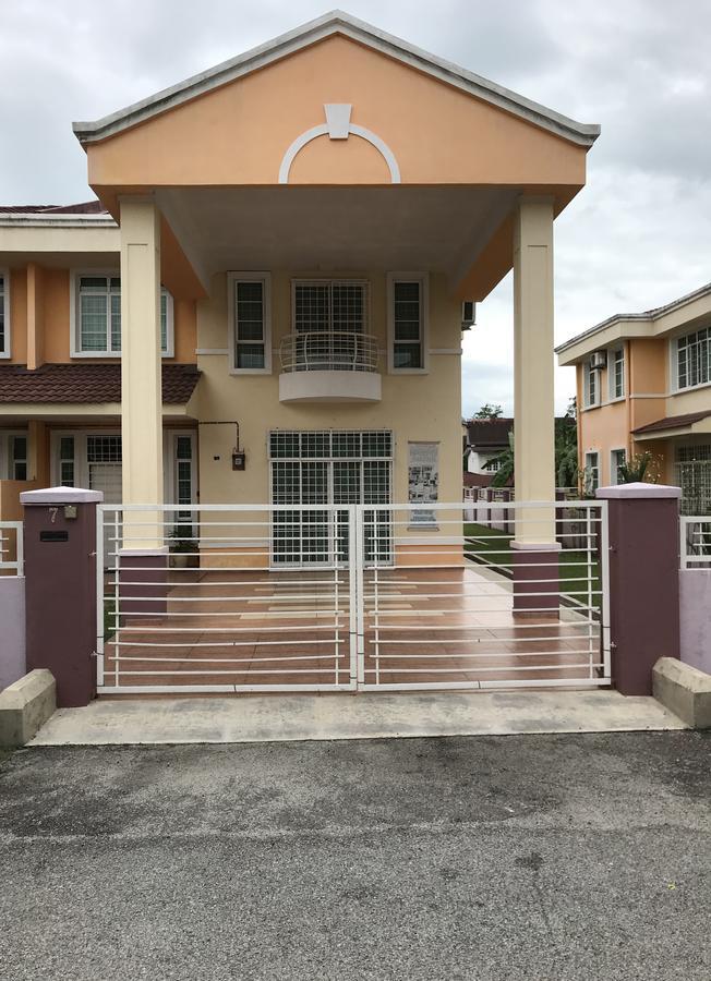 Homestay Melaka Executive Eksteriør bilde